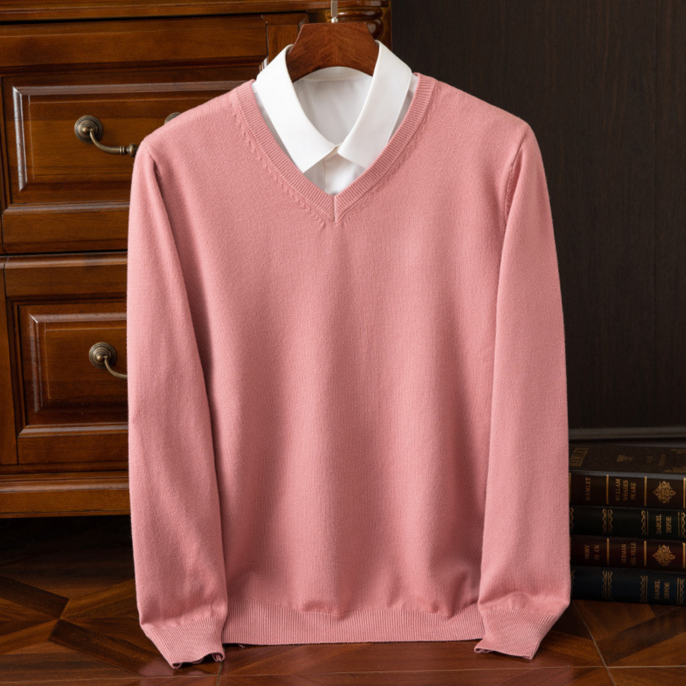 Evander - Cashmere V-Neck Jumper