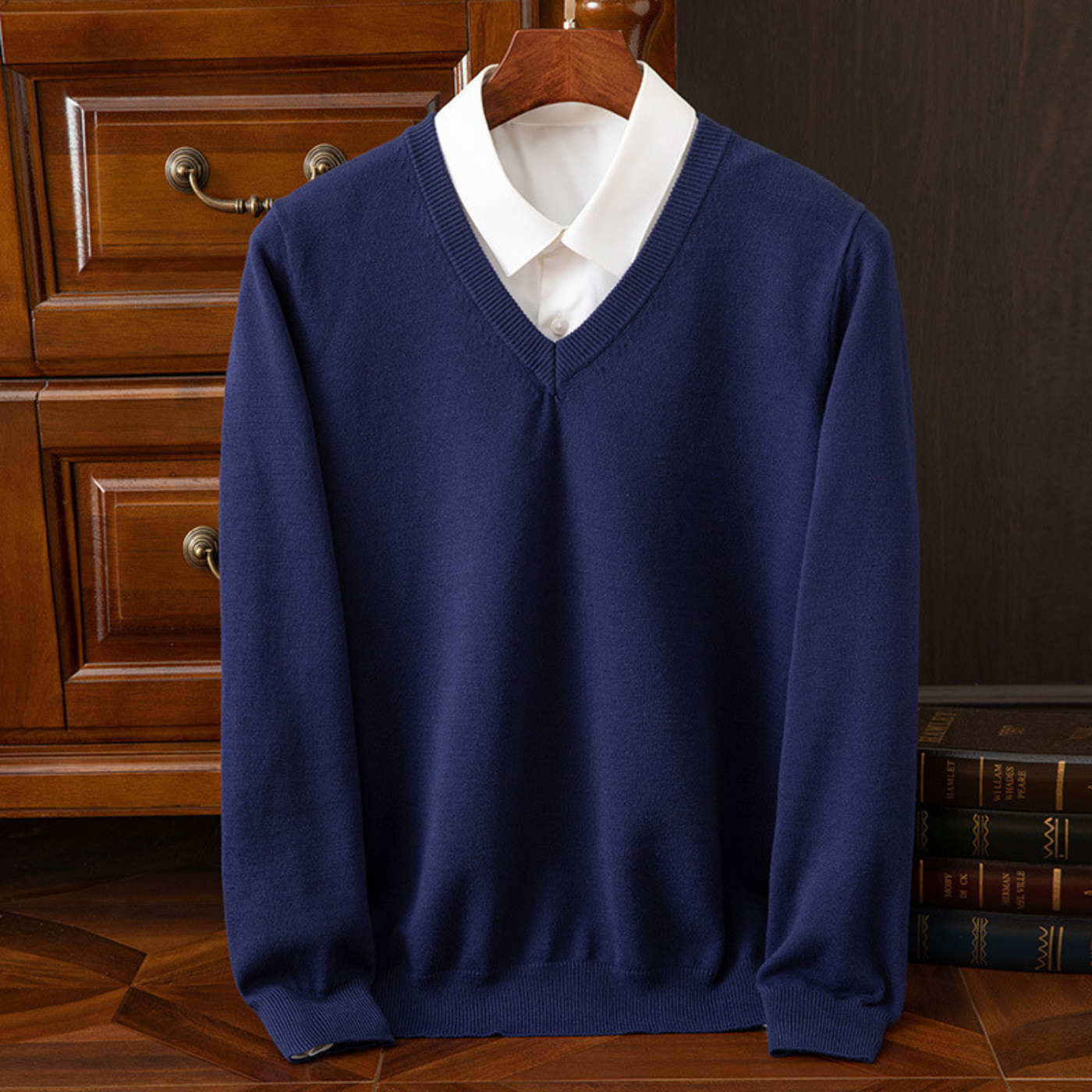 Evander - Cashmere V-Neck Jumper